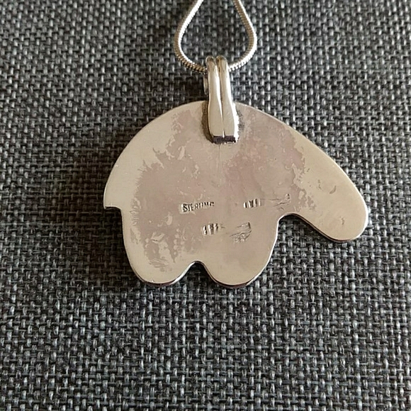 Sterling 21" chain with Navajo Bear Pendant - Picture 3 of 4